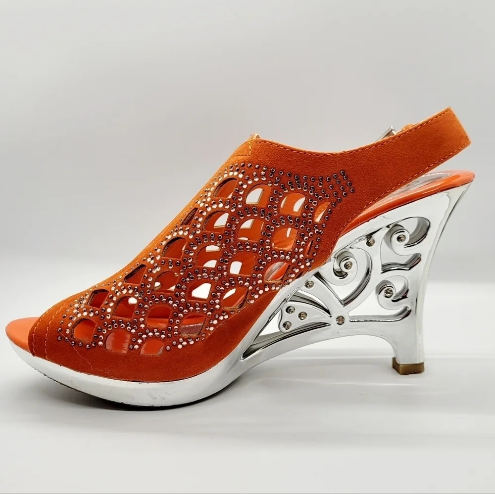 Boutique rhinestone accented